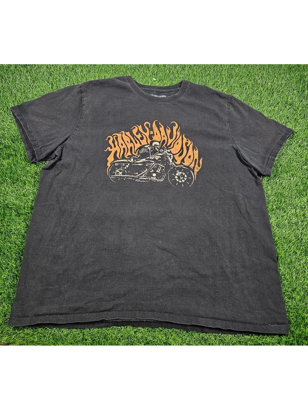 Harley-Davidson Flame Black Graphic T-Shirt Size 2XL with Motorcycle and Eagle
